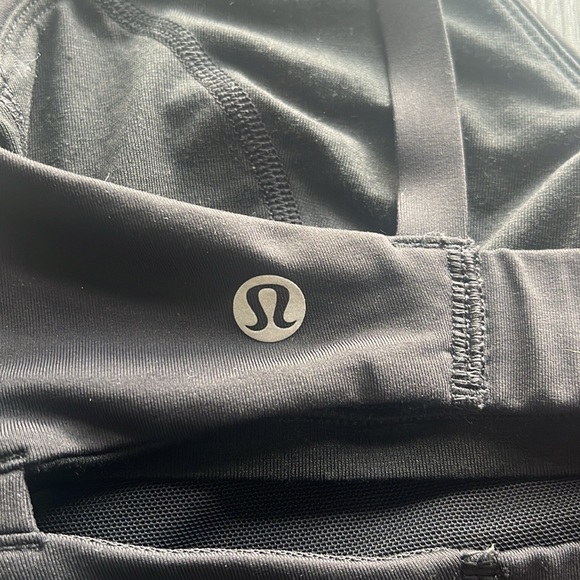 Lululemon Lean In Bra ✧ Black ✧ Size 8 - Picture 5 of 7
